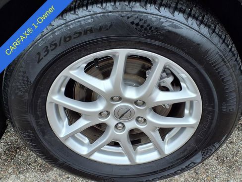 Used 2024 Chrysler Pacifica Touring-L image 10