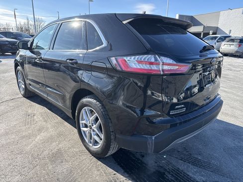 Used 2024 Ford Edge SEL w/ Convenience Package image 5