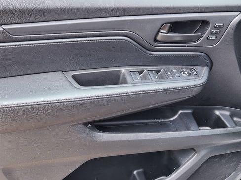 Used 2025 Honda Odyssey EX-L image 19