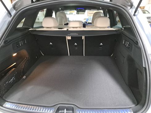 New 2026 Mercedes-Benz GLC 300 4MATIC image 14