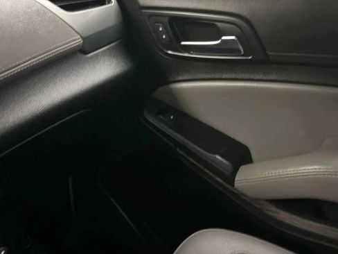Used 2019 Chevrolet Tahoe LT RWD image 16