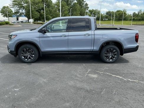Used 2023 Honda Ridgeline Sport image 10