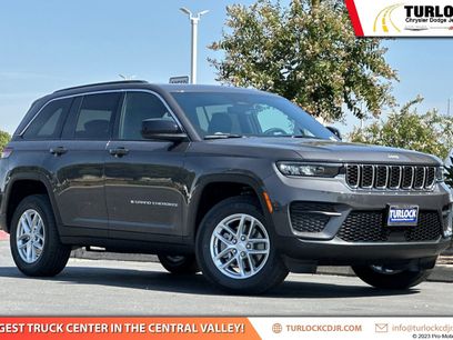 New 2025 Jeep Grand Cherokee Laredo X