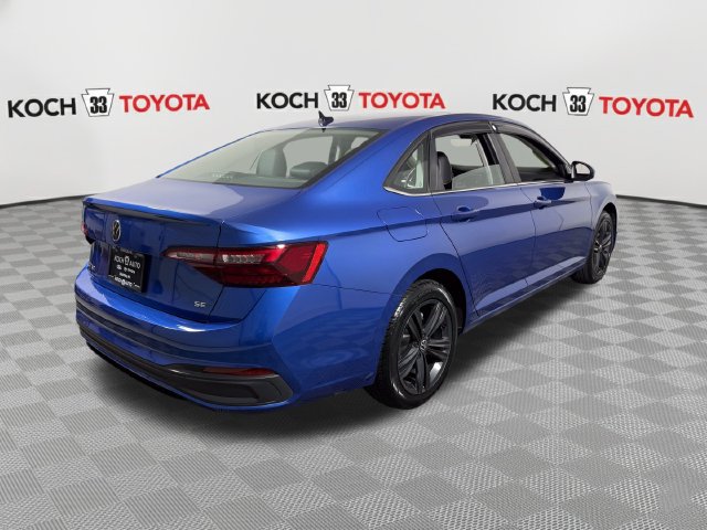 Used 2022 Volkswagen Jetta SE FWD image 8