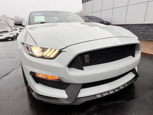 Used 2016 Ford Mustang Shelby GT350 w/ Technology Package image 11
