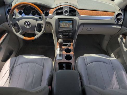 Used 2011 Buick Enclave CXL FWD image 23