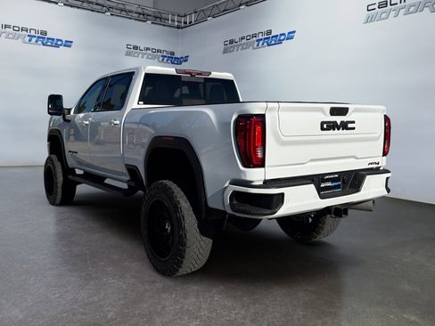 Used 2020 GMC Sierra 2500 AT4 w/ AT4 Premium Package image 7