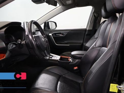 Used 2020 Toyota RAV4 Adventure AWD/4WD image 11