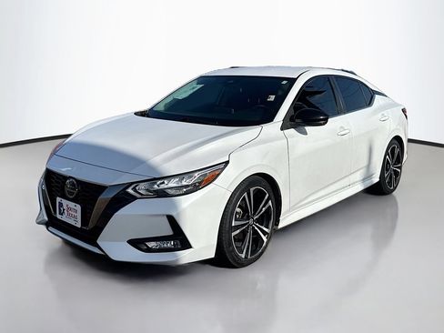 Used 2021 Nissan Sentra SR FWD image 3