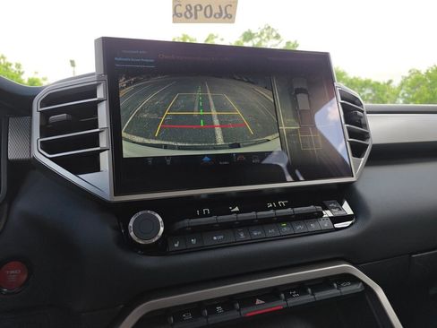 New 2026 Toyota Tundra Limited AWD/4WD image 32