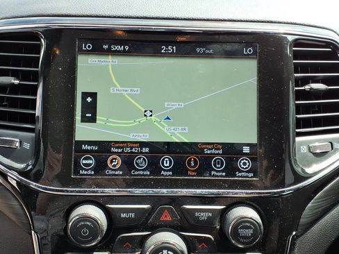 Used 2022 Jeep Grand Cherokee Laredo X AWD/4WD image 11
