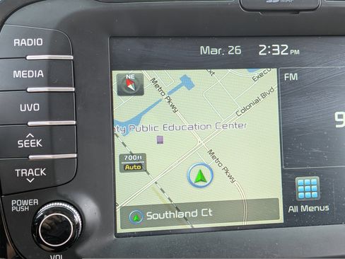 Used 2017 Kia Soul ! w/ Tech Package image 32