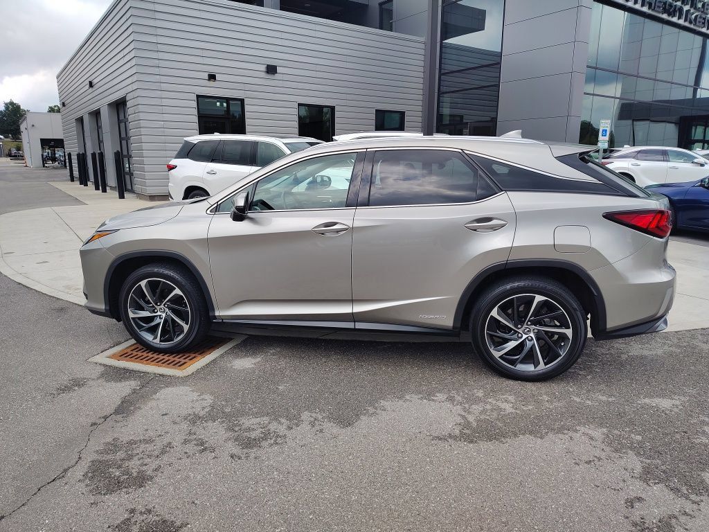 Used 2019 Lexus RX 450h AWD w/ Luxury Package image 9