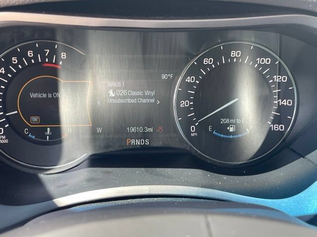 Used 2017 Lincoln MKZ Select FWD image 4