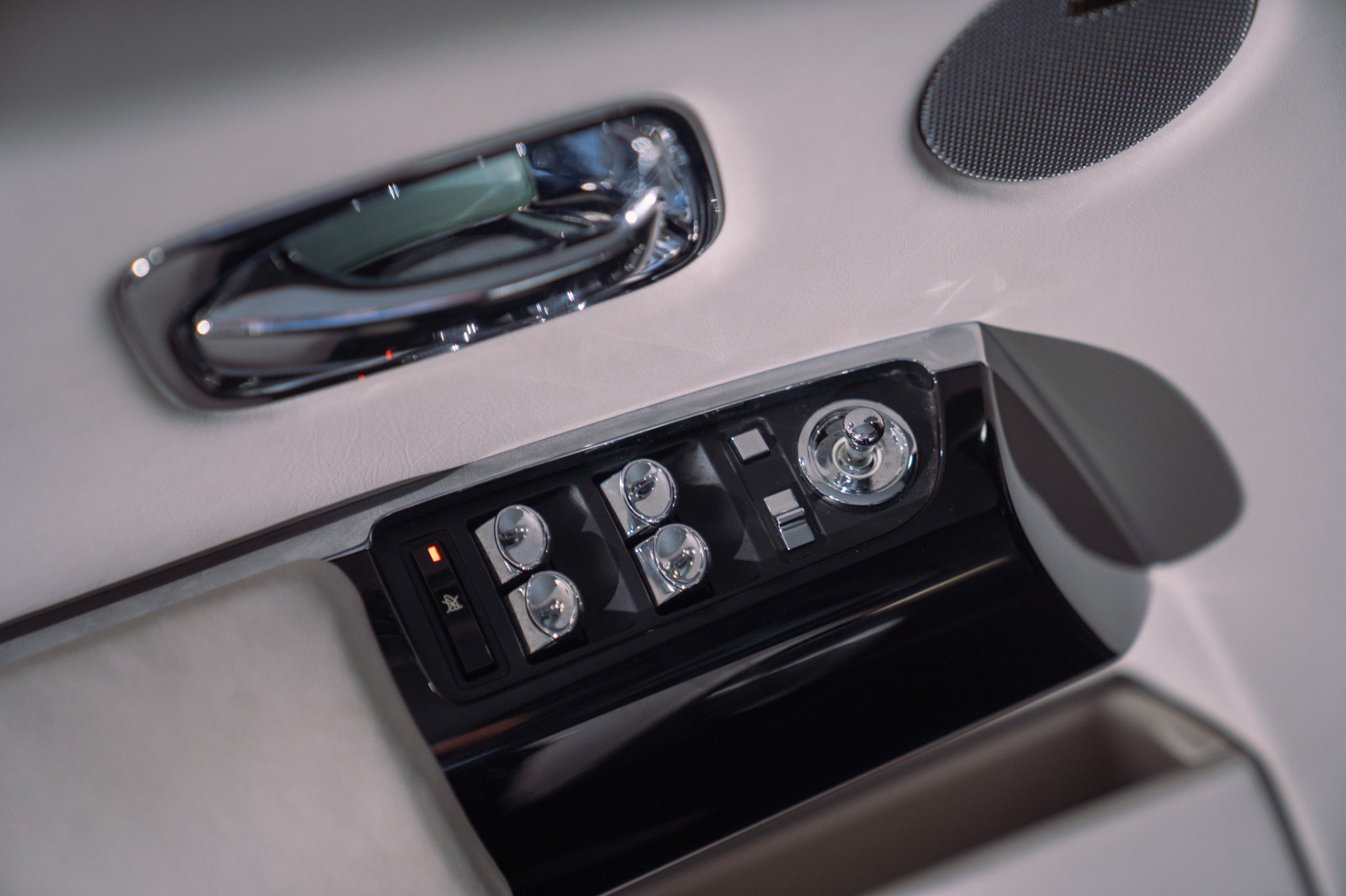 Used 2009 Rolls-Royce Phantom Coupe RWD image 24