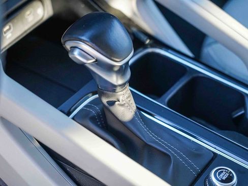 Used 2023 Kia Telluride S image 19