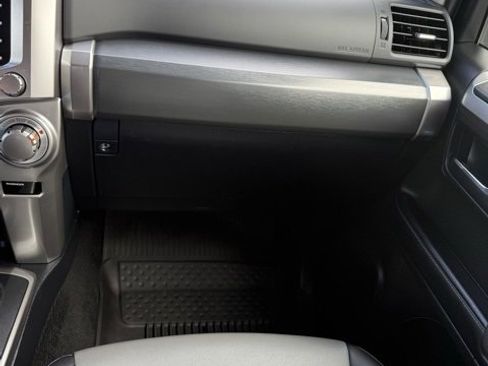 Certified 2023 Toyota 4Runner SR5 Premium image 31