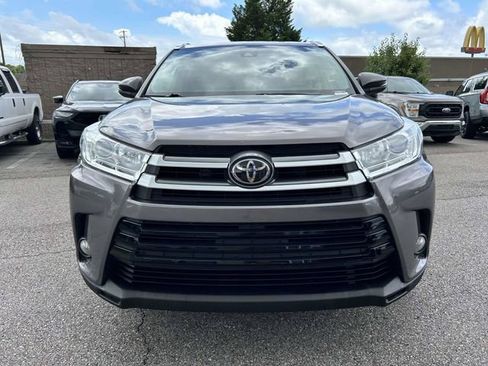 Used 2018 Toyota Highlander XLE FWD image 6