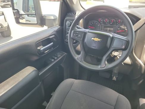 Used 2020 Chevrolet Silverado 2500 Custom w/ Custom Value Package AWD/4WD image 15