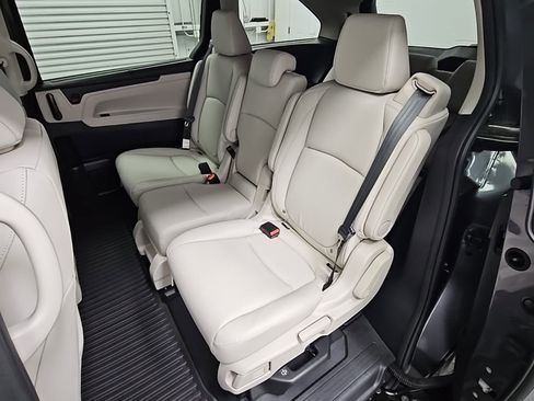 New 2026 Honda Odyssey EX-L image 30