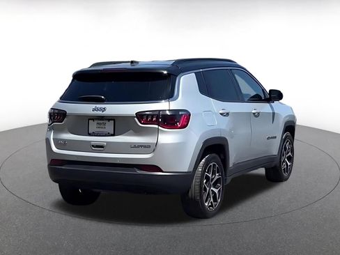 Used 2025 Jeep Compass Limited AWD/4WD image 12