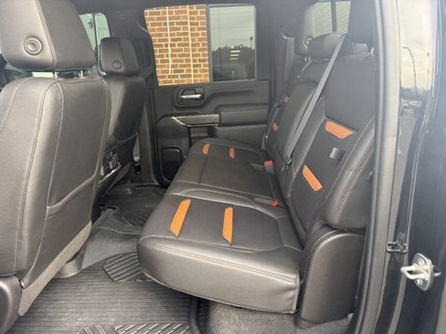 Used 2020 GMC Sierra 2500 AT4 w/ AT4 Premium Package image 18