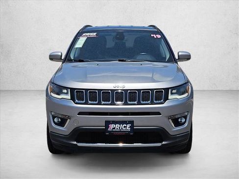 Used 2019 Jeep Compass Limited w/ Safety & Security Group FWD image 2