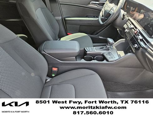 New 2026 Kia Sportage LX FWD image 10