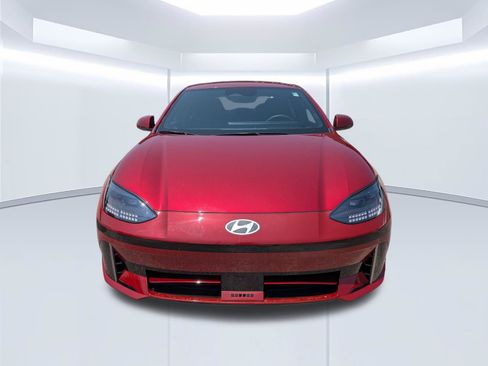 Certified 2025 Hyundai Ioniq 6 SEL RWD image 9
