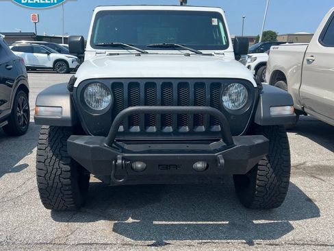 Used 2019 Jeep Wrangler Sport AWD/4WD image 2