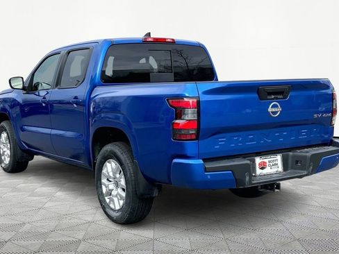 Used 2024 Nissan Frontier SV w/ SV Convenience Package image 4