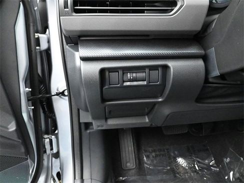 Used 2025 Subaru Crosstrek 2.5i Limited image 13