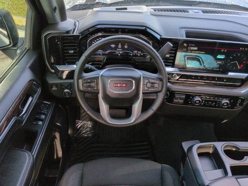 Used 2024 GMC Sierra 1500 Elevation AWD/4WD image 15