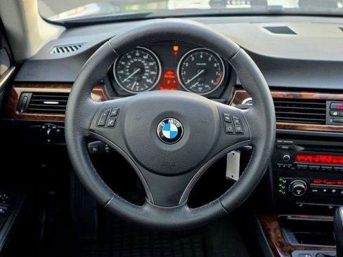 Used 2007 BMW 328xi Coupe image 12