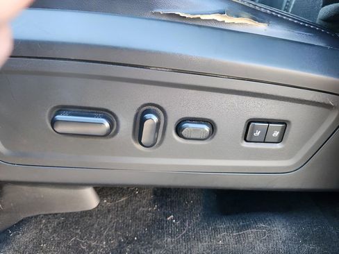 Used 2017 Lincoln Navigator Select image 20