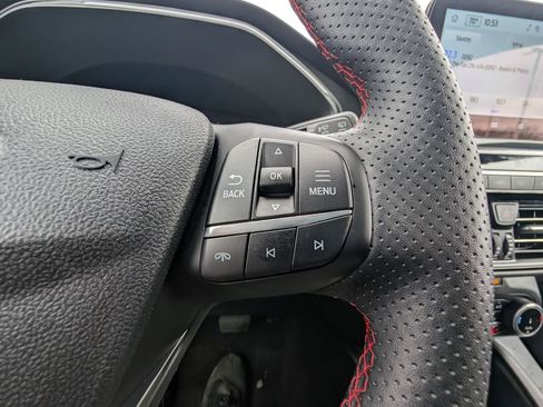 Used 2025 Ford Escape ST-Line Select image 21