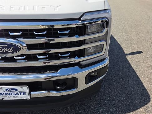 New 2026 Ford F250 Lariat w/ Chrome Package AWD/4WD image 14