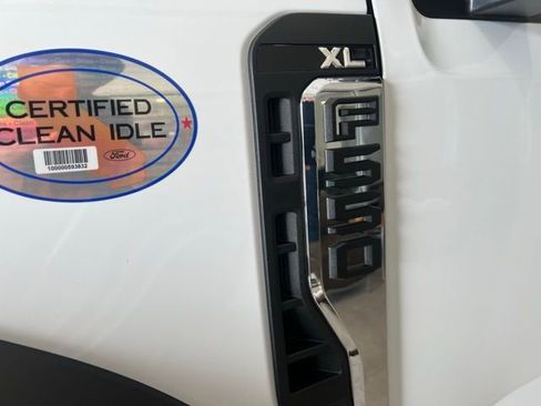 New 2026 Ford F550 4x4 Regular Cab Super Duty image 7
