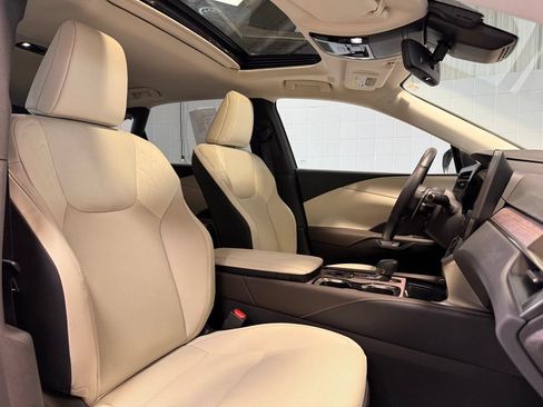 Used 2024 Lexus RX 350 Premium w/ Convenience Package AWD/4WD image 20