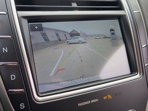 Used 2020 Lincoln Nautilus FWD w/ Equipment Group 101A image 3