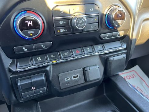 Used 2021 Chevrolet Silverado 1500 LT Trail Boss w/ Convenience Package II image 8