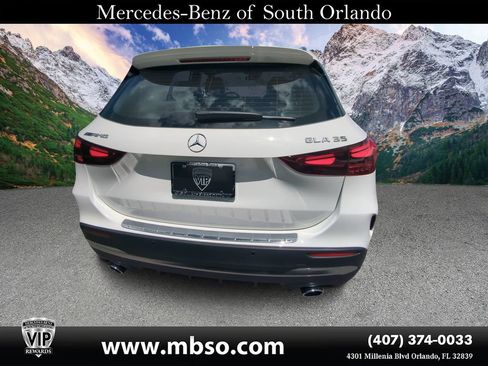 Used 2025 Mercedes-Benz GLA 35 AMG 4MATIC image 18