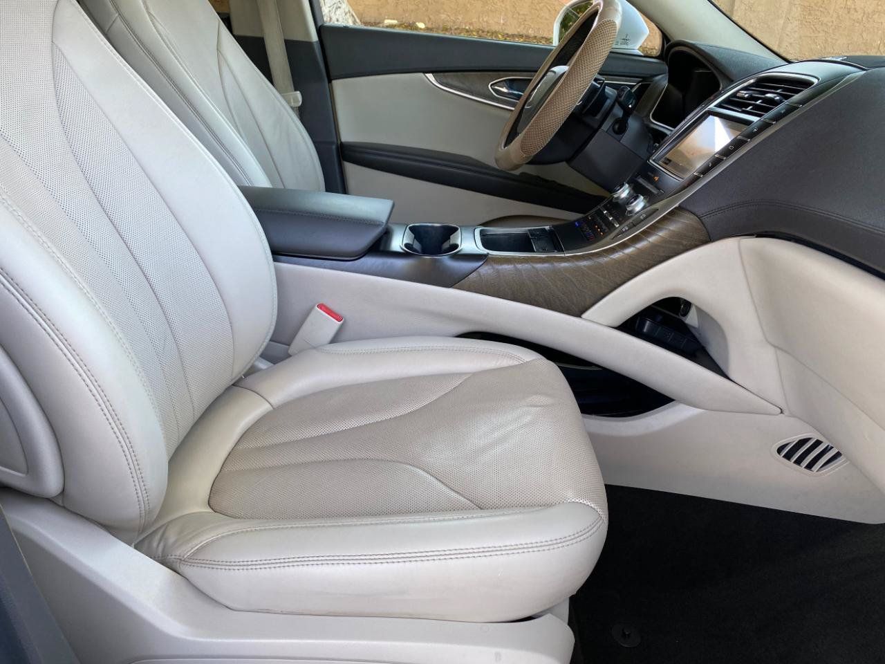 Used 2019 Lincoln Nautilus Reserve FWD image 42
