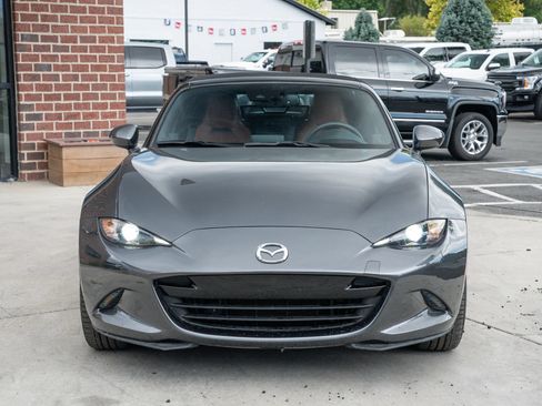Used 2023 MAZDA MX-5 Miata Grand Touring RWD image 2