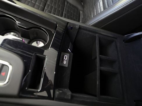 Used 2024 Cadillac Escalade V w/ LPO, ONYX Package image 48