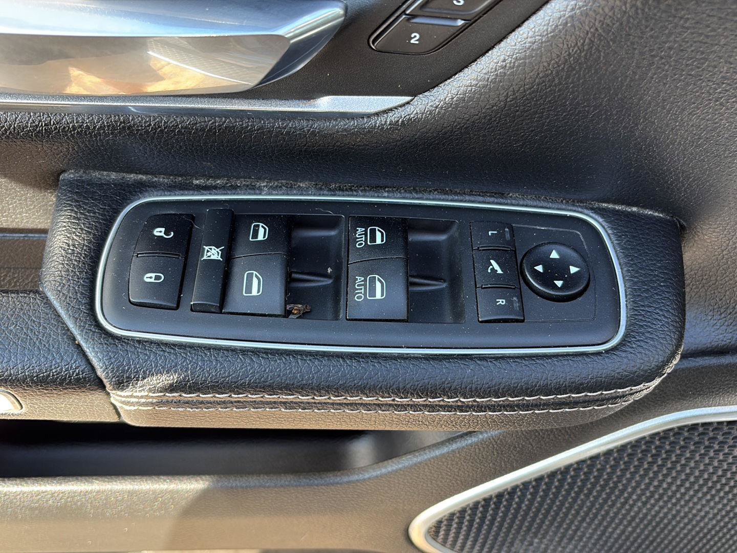 Used 2021 RAM 1500 Laramie AWD/4WD image 9