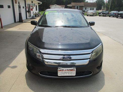 Used 2010 Ford Fusion SE FWD image 3