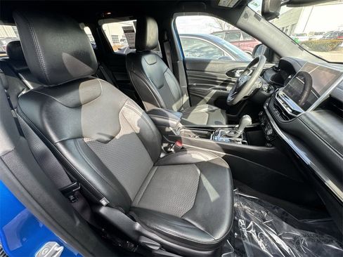 Used 2022 Jeep Compass Altitude image 23