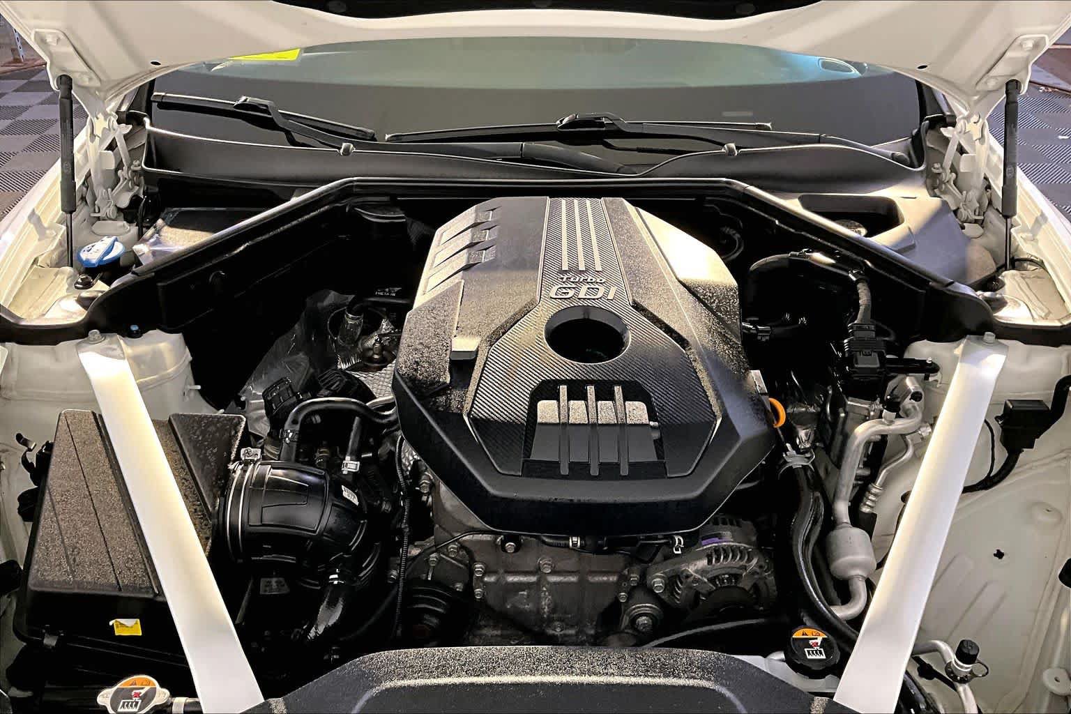 Used 2019 Kia Stinger RWD image 28
