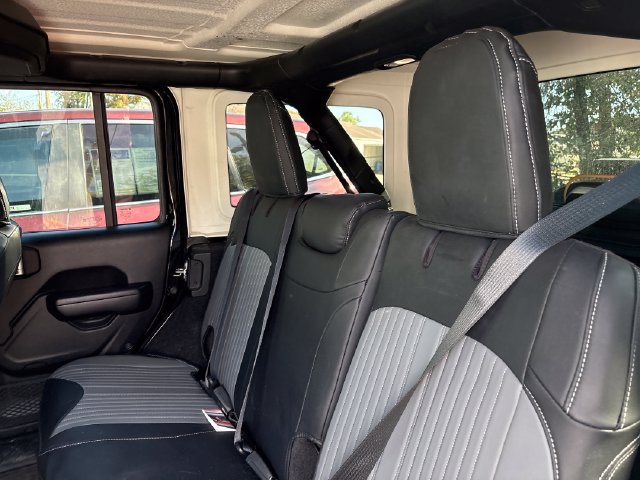 Used 2021 Jeep Wrangler Unlimited Sport AWD/4WD image 10